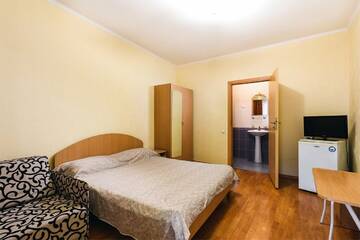 Двухместный номер с 1 кроватью — цокольный этаж в Гостинице Эдем