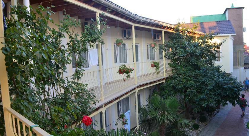 Гостевой дом эдем алушта. Эдем солнечногорское крым. Эдем солнечногорское крым. Отель эдем алушта. Гостевой дом эдем алушта.